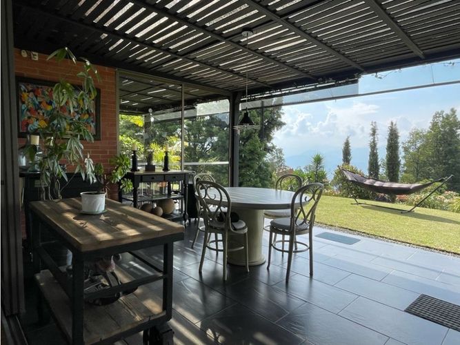 Casa de 3 alcobas en venta en Vía Las Palmas, Envigado, 440 m² · foto 5 de 20