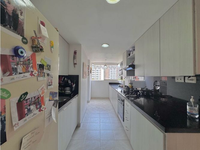 Apartamento de 3 alcobas en venta en Los Balsos, Medellín, 174 m² · foto 8 de 13