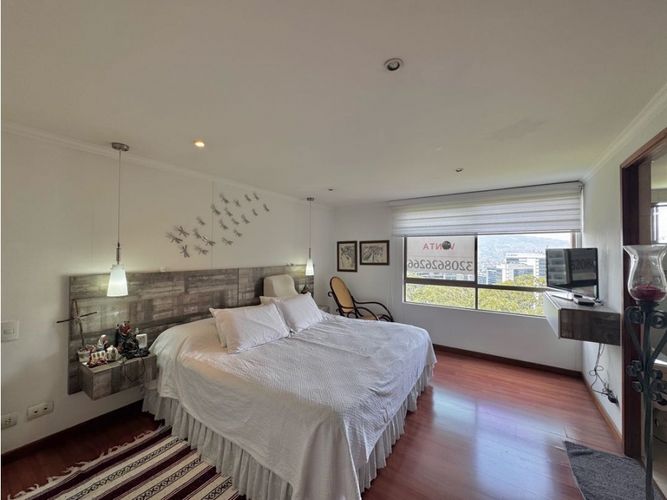 Apartamento de 3 alcobas en venta en Los Balsos, Medellín, 174 m² · foto 9 de 13