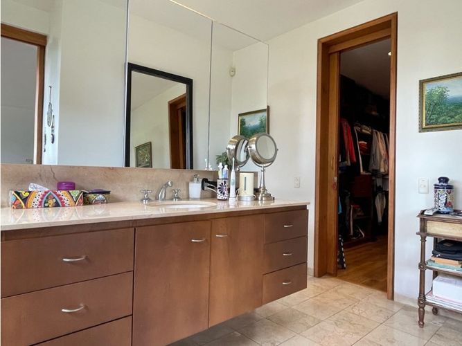 Casa de 3 alcobas en venta en Vía Las Palmas, Envigado, 440 m² · foto 18 de 20