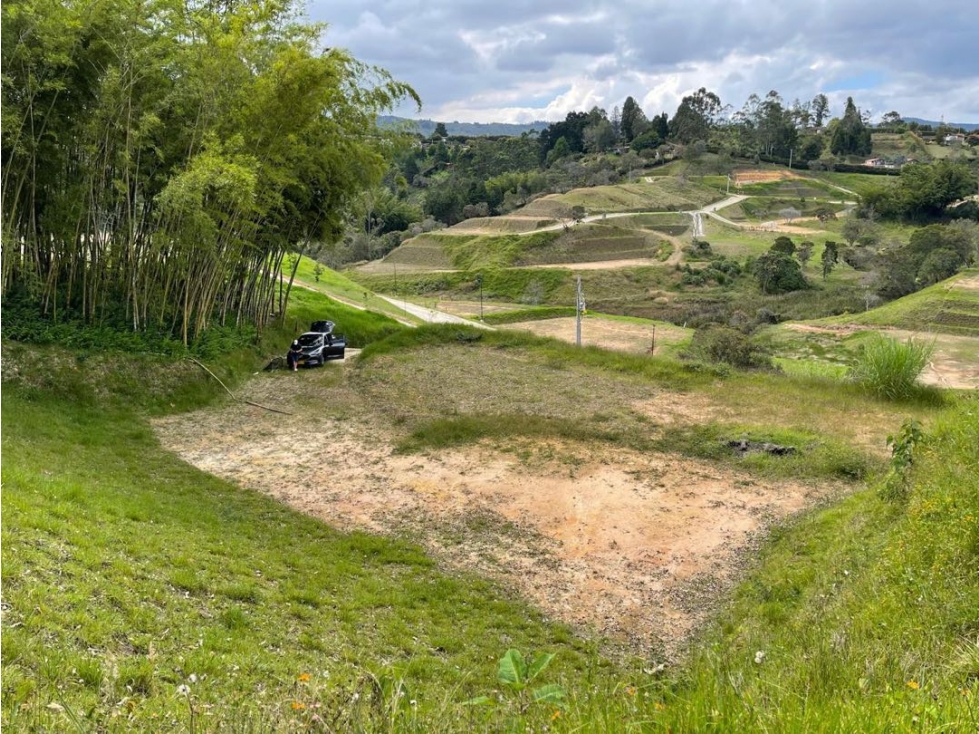 Land in Mampuesto (2404 m²) for Sale