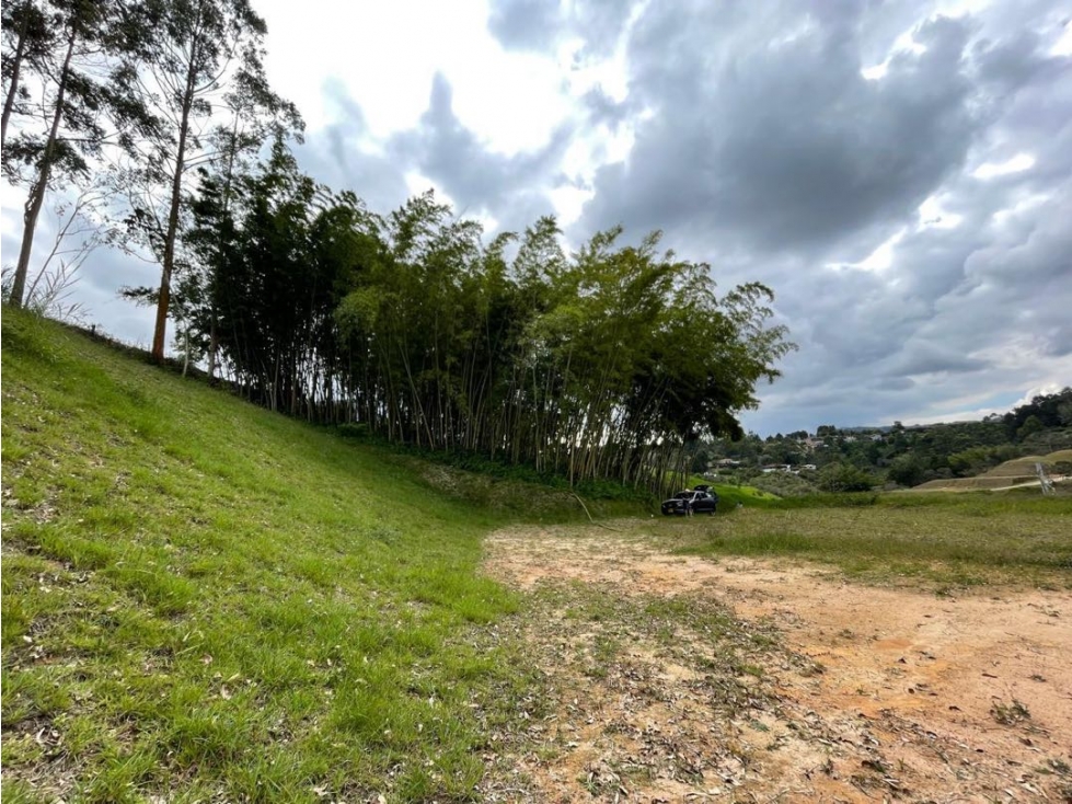 Land in Mampuesto (2404 m²) for Sale - 3