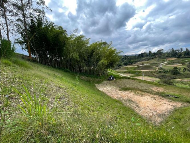 Lote en venta en Mampuesto, Rionegro, 2404 m² · foto 10 de 10