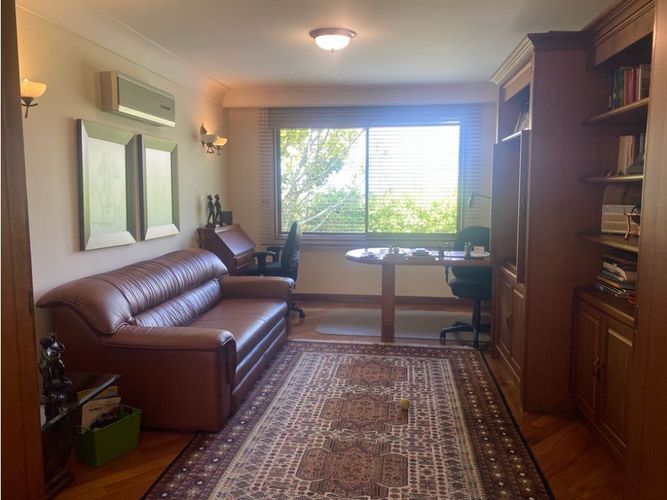 Casa de 3 alcobas en venta en El Tesoro, Medellín, 385 m² · foto 17 de 24