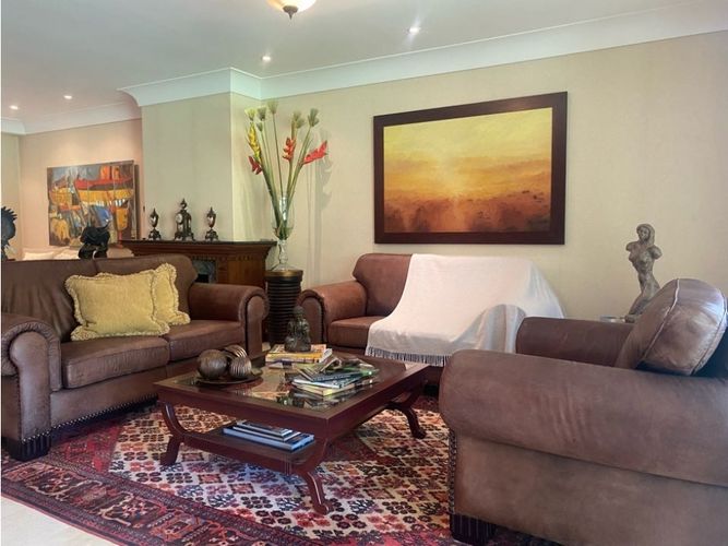 Casa de 3 alcobas en venta en El Tesoro, Medellín, 385 m² · foto 24 de 24