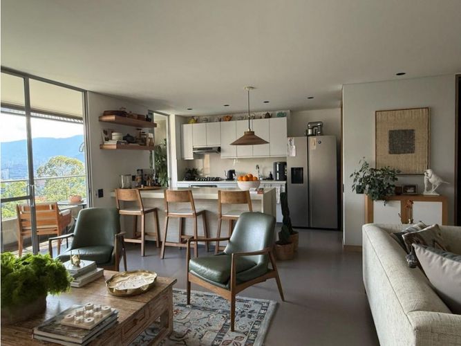 Apartamento en venta en Las Lomas No.1, Medellín · foto 2 de 10