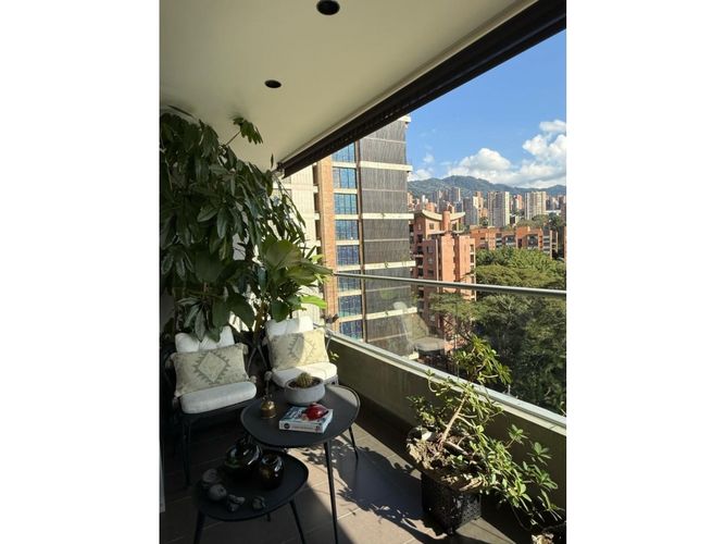 Apartamento en venta en Las Lomas No.1, Medellín · foto 5 de 10