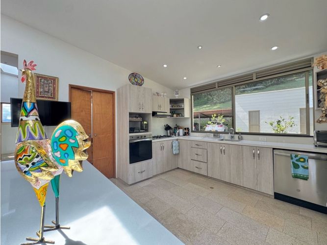 Casa de 3 alcobas en venta en Guamito, La Ceja, 250 m² · foto 9 de 16