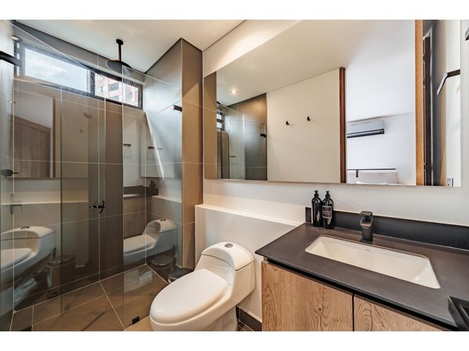 Apartamento de 3 alcobas en venta en Transversal Inferior, Medellín, 145 m² · foto 9 de 12