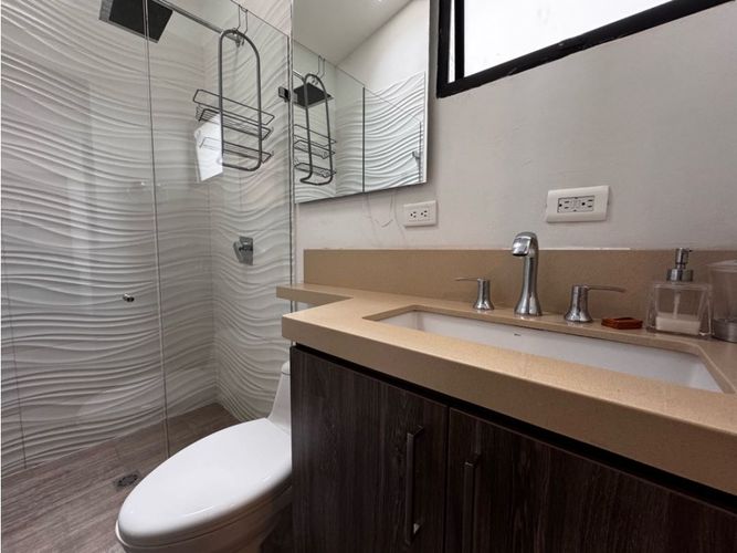 Apartamento de 4 alcobas en venta en El Poblado, Medellín, 134 m² · foto 16 de 20