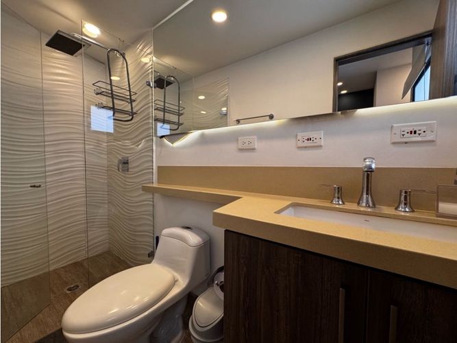 Apartamento de 4 alcobas en venta en El Poblado, Medellín, 134 m² · foto 18 de 20
