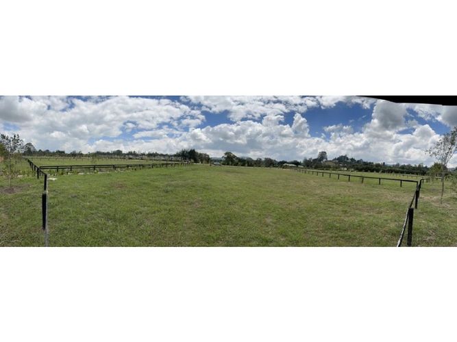 Lote en venta en Llano Grande, Rionegro, 2200 m² · foto 3 de 7