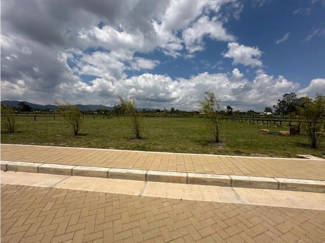 Lote en venta en Llano Grande, Rionegro, 2200 m² · foto 4 de 7