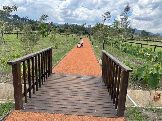 Lote en venta en Llano Grande, Rionegro, 2200 m² · foto 6 de 7