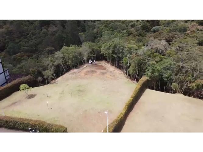 Lote en venta en Alto De Las Palmas, Medellín, 2400 m² · foto 2 de 15