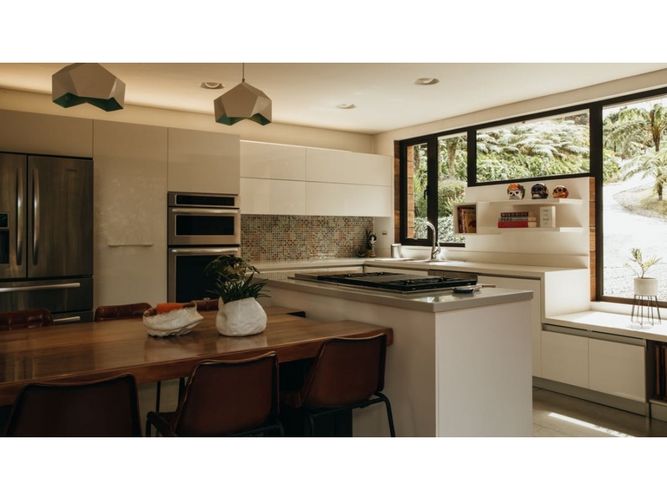 Casa de 2 alcobas en venta en Las Palmas, Envigado, 283 m² · foto 8 de 16