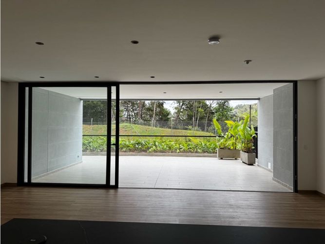 Apartamento de 3 alcobas en venta en Sajonia, Rionegro, 211 m² · foto 7 de 20