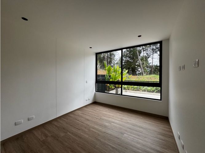 Apartamento de 3 alcobas en venta en Sajonia, Rionegro, 211 m² · foto 10 de 20