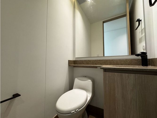 Apartamento de 3 alcobas en venta en Sajonia, Rionegro, 211 m² · foto 14 de 20