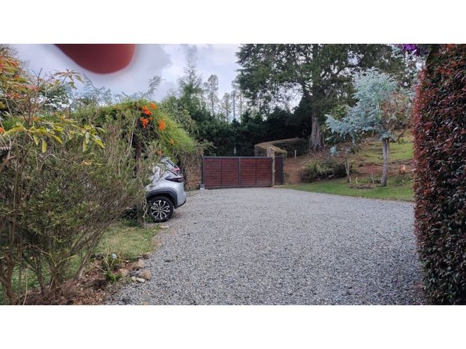 Apartamento de 4 alcobas en venta en Santa Elena, Medellín, 170 m² · foto 5 de 23