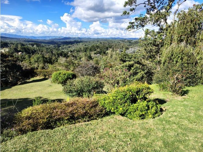 Apartamento de 4 alcobas en venta en Santa Elena, Medellín, 170 m² · foto 12 de 23