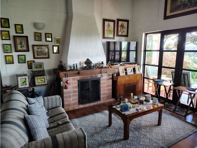Apartamento de 4 alcobas en venta en Santa Elena, Medellín, 170 m² · foto 19 de 23