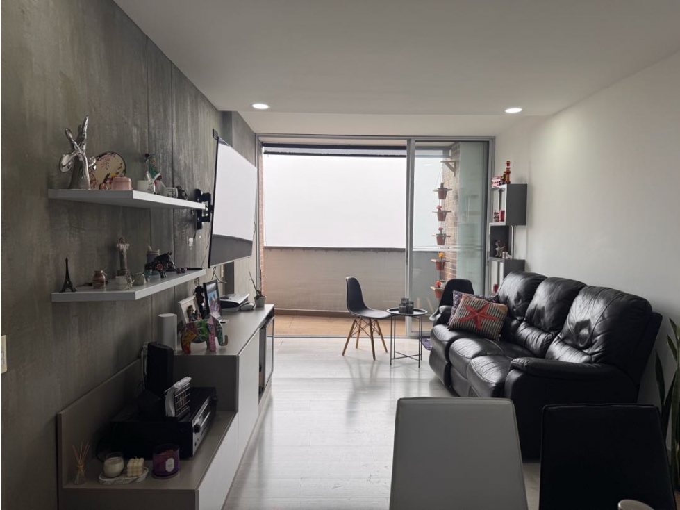 Apartamento en venta en Loma Benedictinos, Envigado · foto 7 de 15