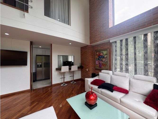 Apartamento de 2 alcobas en venta en El Tesoro, Medellín, 138 m² · foto 5 de 24