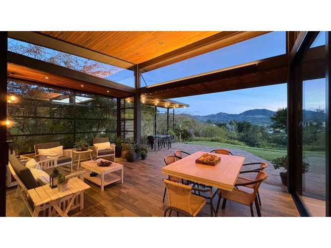 Casa de 3 alcobas en venta en La Ceja, 372 m² · foto 8 de 20