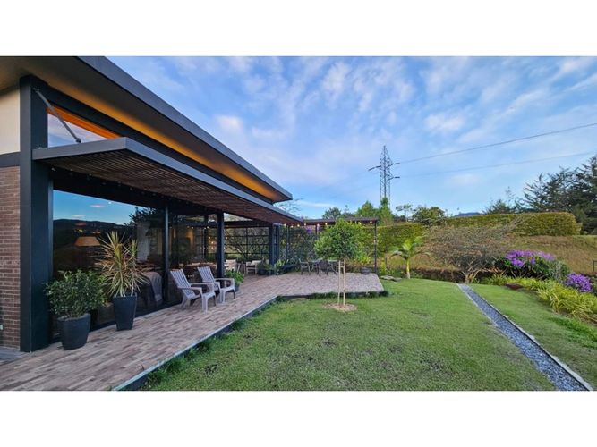 Casa de 3 alcobas en venta en La Ceja, 372 m² · foto 10 de 20