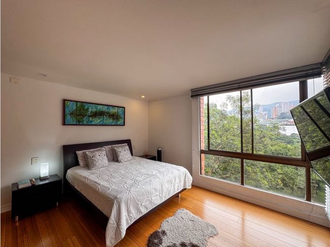 Apartamento de 4 alcobas en venta en Provenza, Medellín, 234 m² · foto 9 de 19