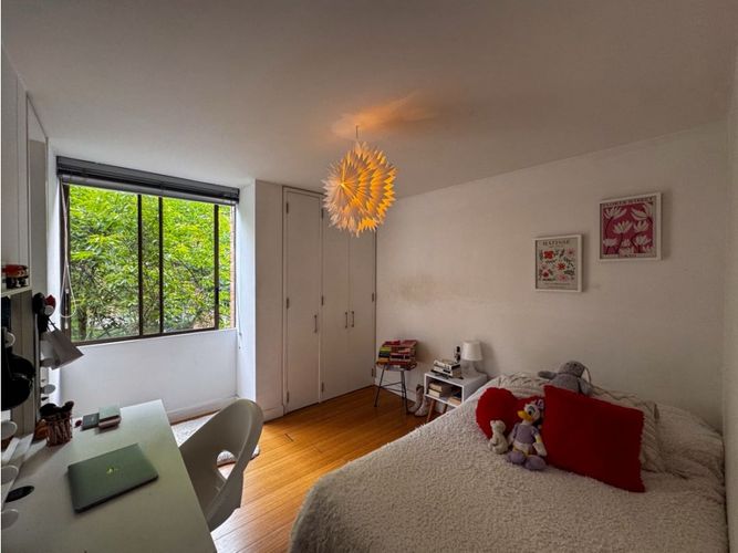 Apartamento de 4 alcobas en venta en Provenza, Medellín, 234 m² · foto 13 de 19
