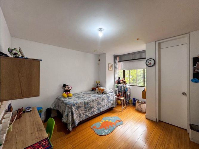 Apartamento de 4 alcobas en venta en Provenza, Medellín, 234 m² · foto 16 de 19