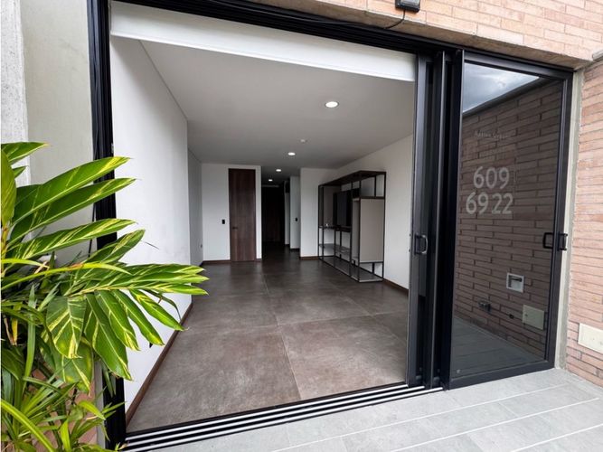 Apartaestudio en venta en Las Palmas, Medellín, 47 m² · foto 9 de 12
