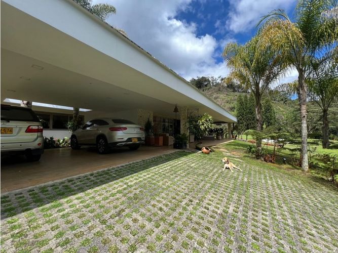 Casa de 8 alcobas en venta en Los Salados, El Retiro, 980 m² · foto 4 de 16