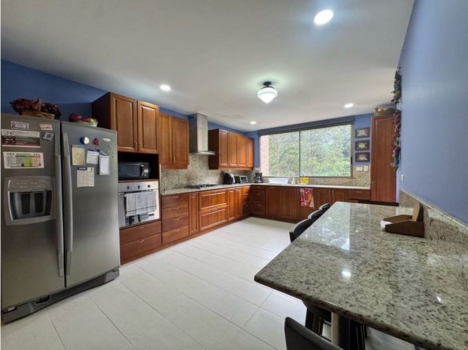 Apartamento de 4 alcobas en venta en La Calera, Medellín, 336 m² · foto 8 de 18