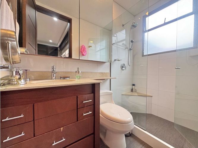 Apartamento de 4 alcobas en venta en La Calera, Medellín, 336 m² · foto 13 de 18