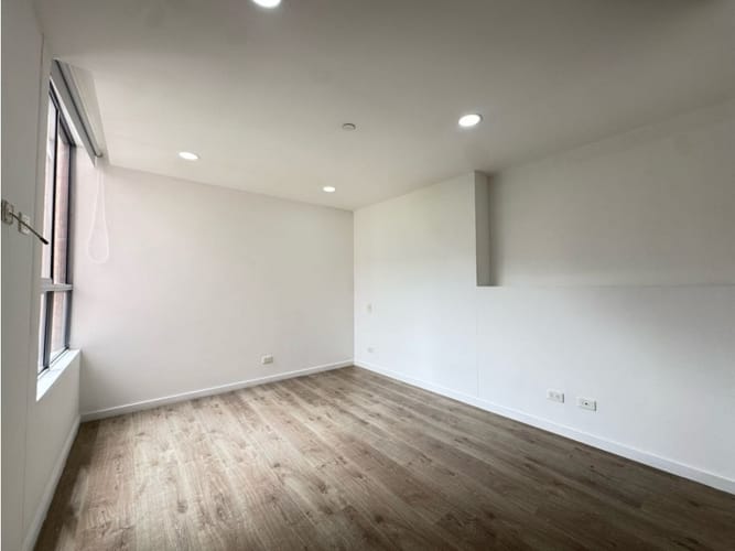 Apartamento de 3 alcobas en venta en Loma De Las Brujas, Envigado, 137 m² · foto 15 de 24