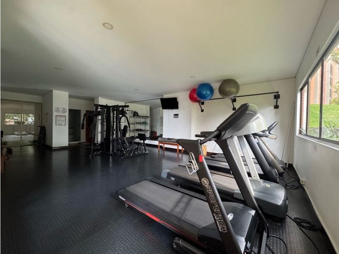 Apartamento de 4 alcobas en venta en La Calera, Medellín, 336 m² · foto 15 de 18