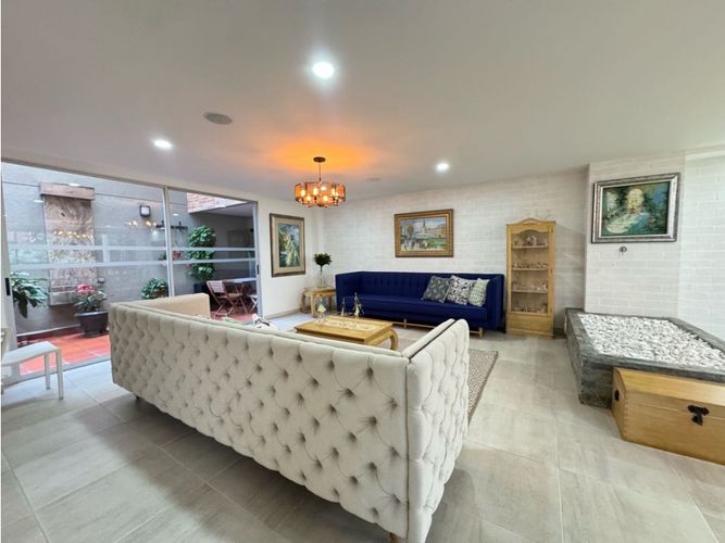 Casa de 4 alcobas en venta en Ub Cortijo De San Jose, Sabaneta, 450 m² · foto 4 de 24