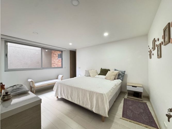 Casa de 4 alcobas en venta en Ub Cortijo De San Jose, Sabaneta, 450 m² · foto 18 de 24