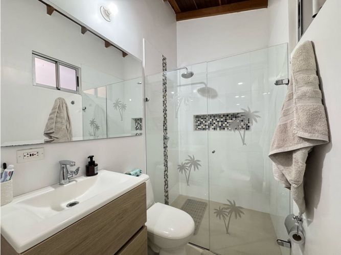 Casa de 4 alcobas en venta en Ub Cortijo De San Jose, Sabaneta, 450 m² · foto 22 de 24