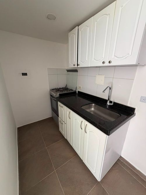 Apartamento de 3 alcobas en venta en Turingia Et. Ii, Bogotá, 52 m² · foto 5 de 14