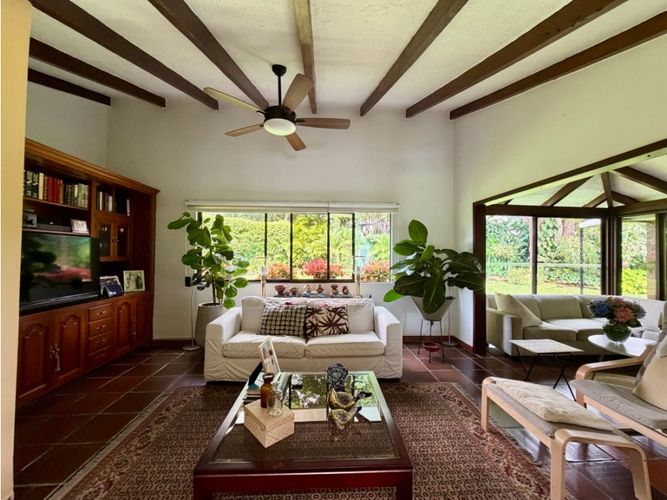 Casa en venta en Pance, Cali, 400 m² · foto 2 de 22