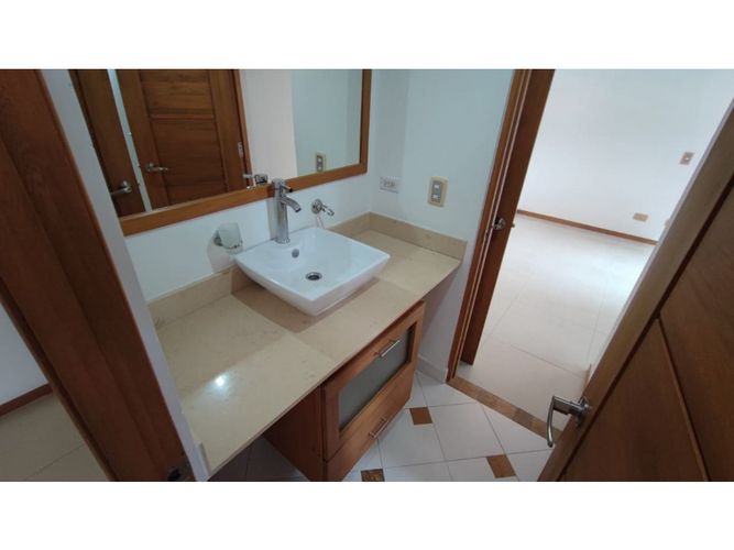 Apartamento de 3 alcobas en venta en La Barquereña, Sabaneta, 117 m² · foto 10 de 14