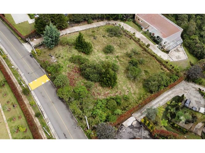 Lote en venta en Las Palmas, Envigado, 2105 m² · foto 3 de 17