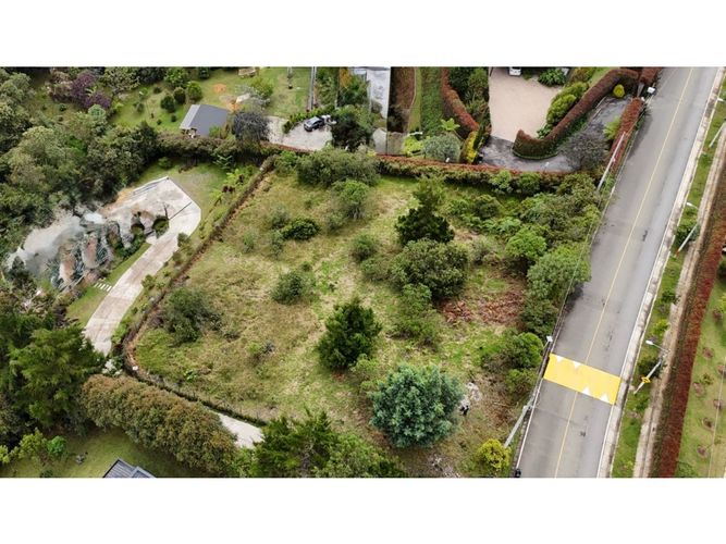 Lote en venta en Las Palmas, Envigado, 2105 m² · foto 6 de 17