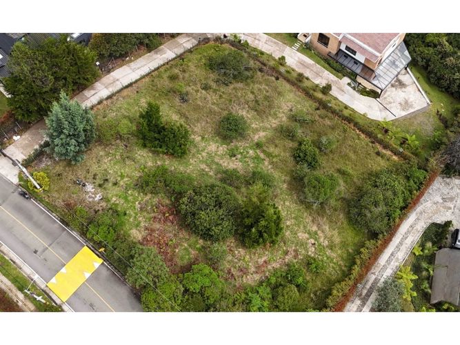 Lote en venta en Las Palmas, Envigado, 2105 m² · foto 10 de 17