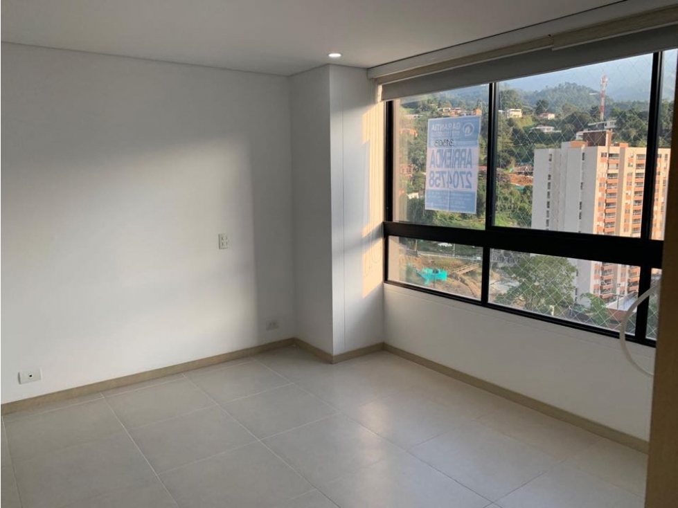 Apartamento en venta en Loma De Las Brujas, Envigado · foto 13 de 17