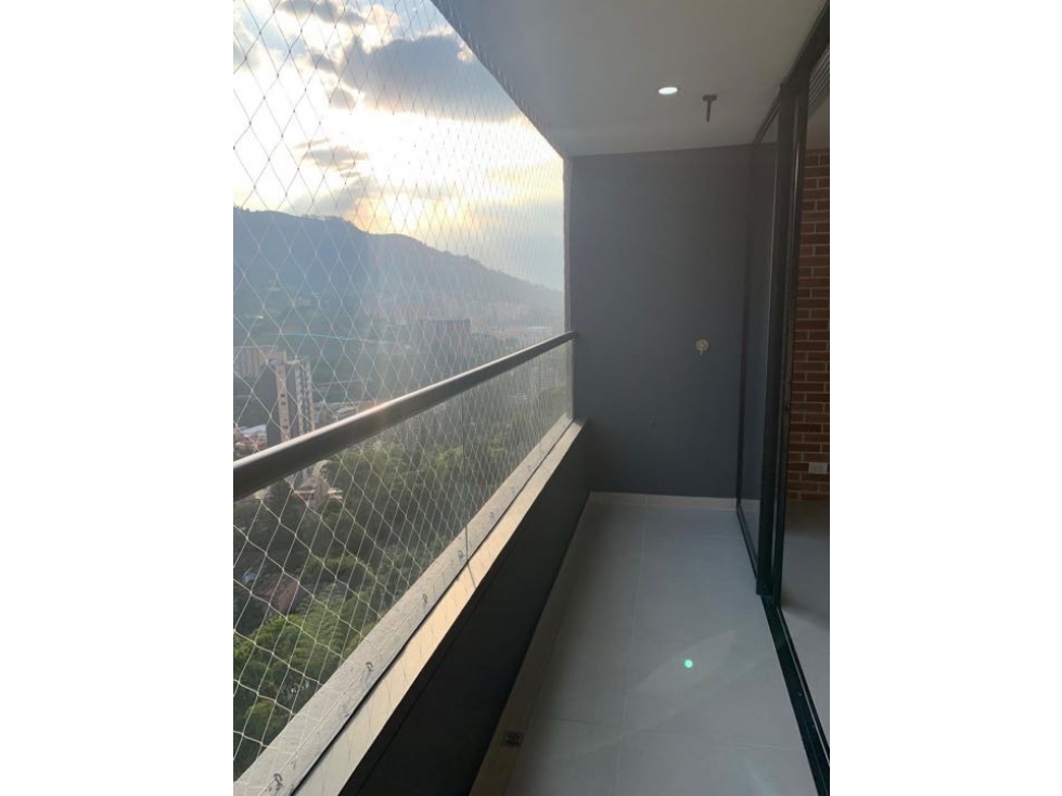 Apartamento en venta en Loma De Las Brujas, Envigado · foto 15 de 17